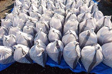 災害用 砂を入れた土嚢 配達